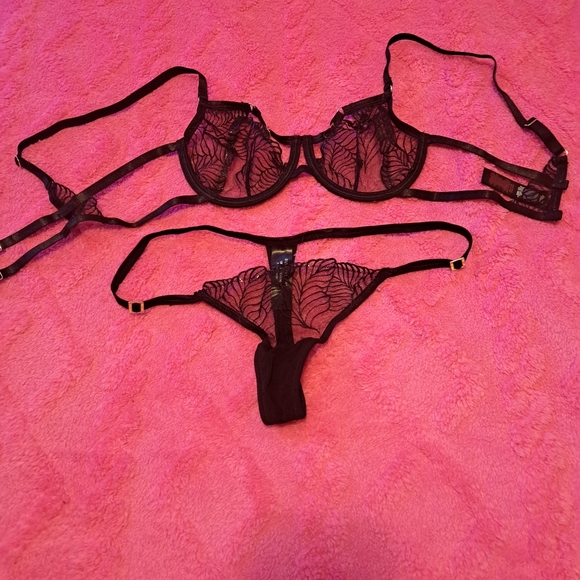 Bluebella Other - Bluebella Bra & Panty Set 34B/M